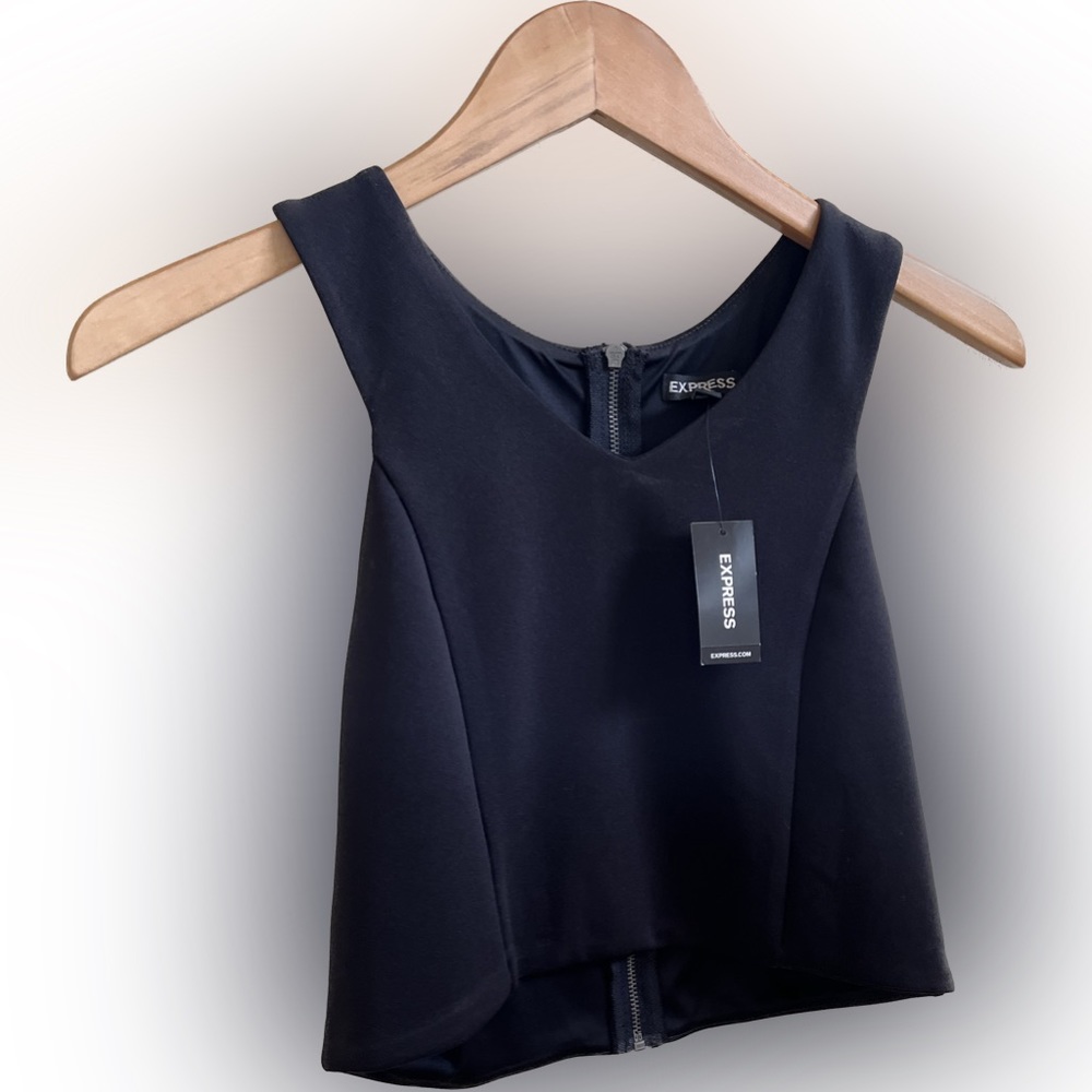 EXPRESS NWT Sleeveless Black Crop Top